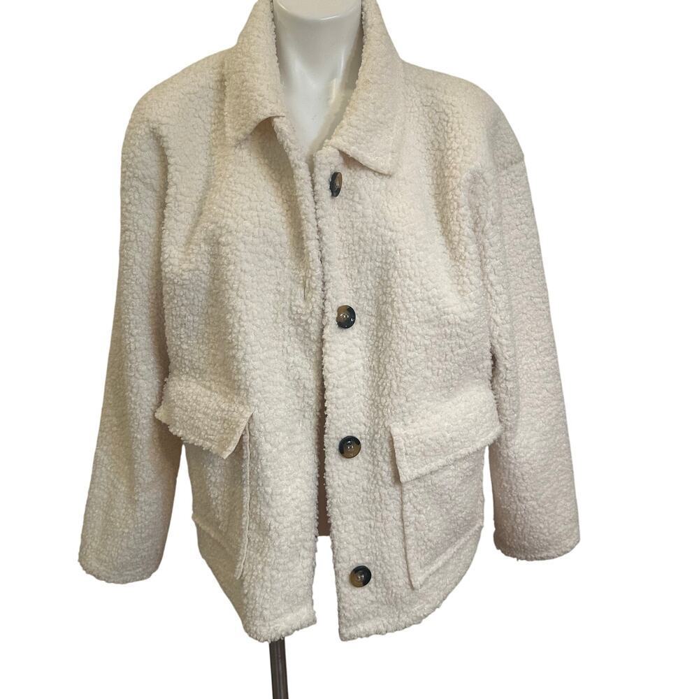 Cream Fuzzy Coat sz L Oversized Shirt Jacket